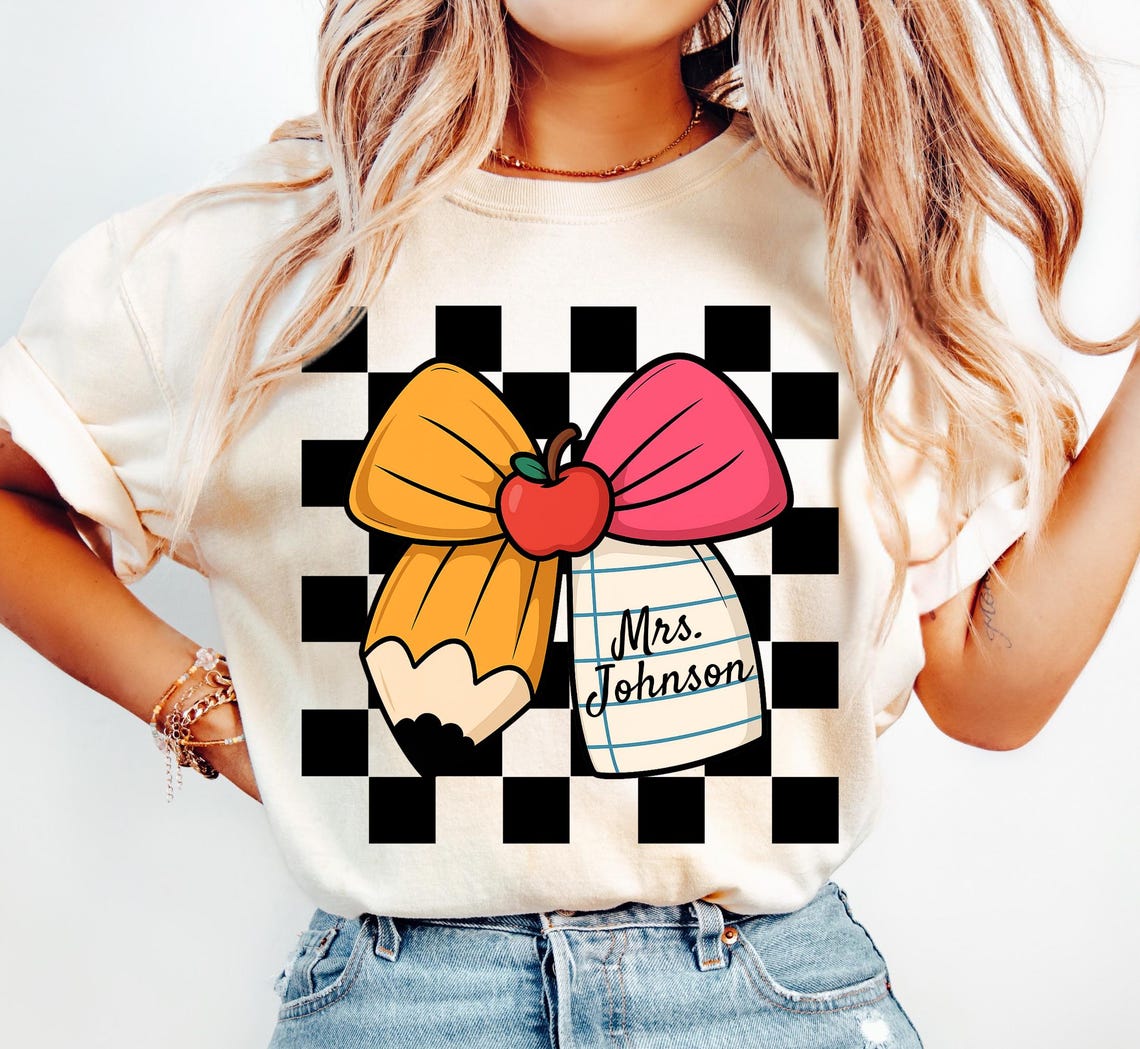 Custom Teacher Shirt, Personalized Teacher Name TShirt, Comfort Colors Back To School Teacher Team Bow T-shirt, Teacher Appreciation Gifts