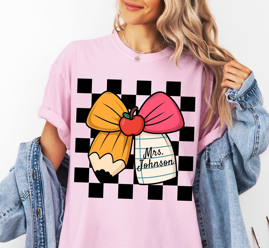 Custom Teacher Shirt, Personalized Teacher Name TShirt, Comfort Colors Back To School Teacher Team Bow T-shirt, Teacher Appreciation Gifts